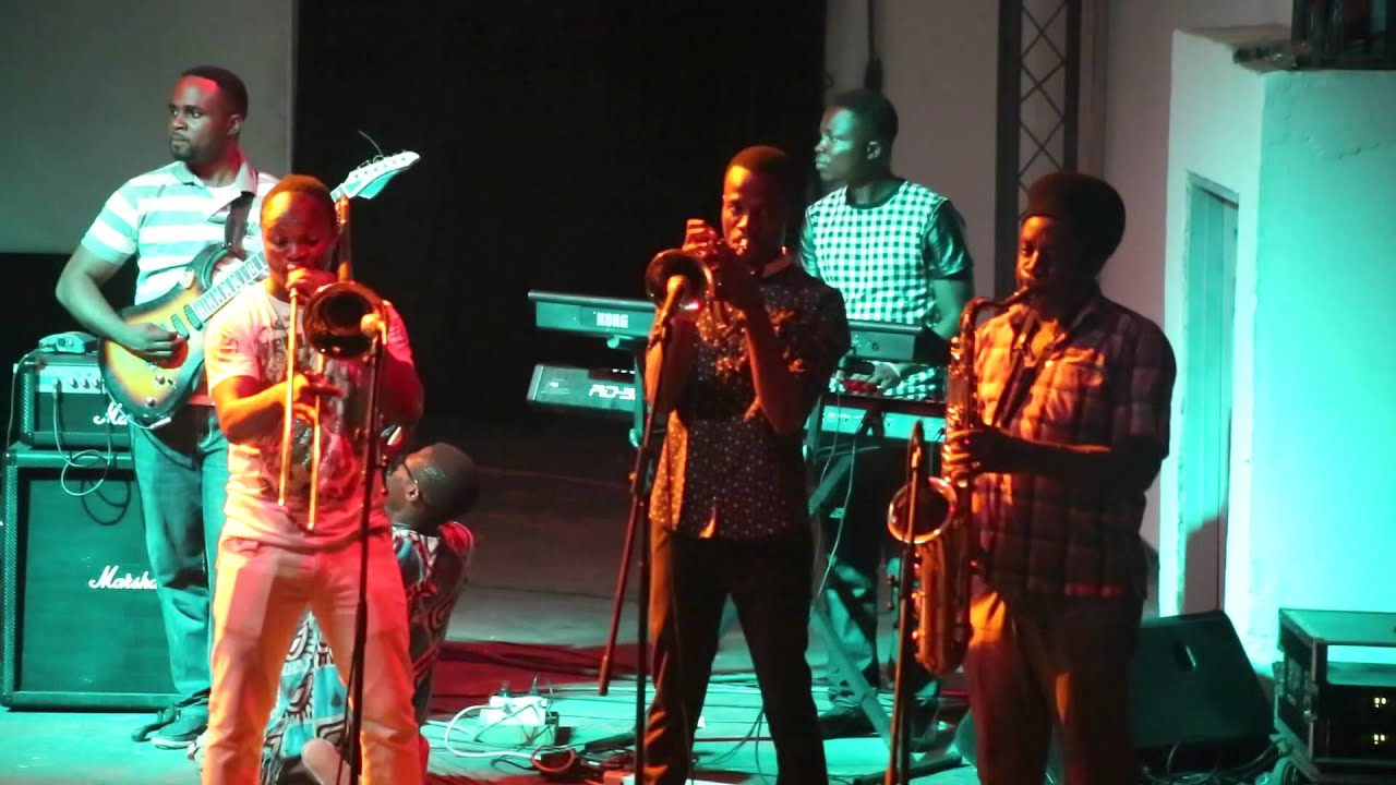 GYEDU BLAY AMBOLLEY LIVE BY YELLOW FILM