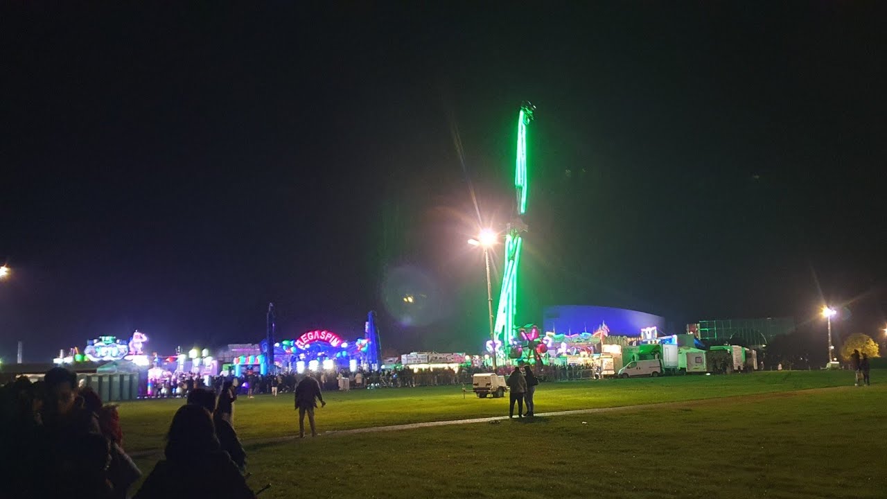 So Funfair and  Fireworks that #campbellpark in #miltonkeynes today guys 4/11/2023