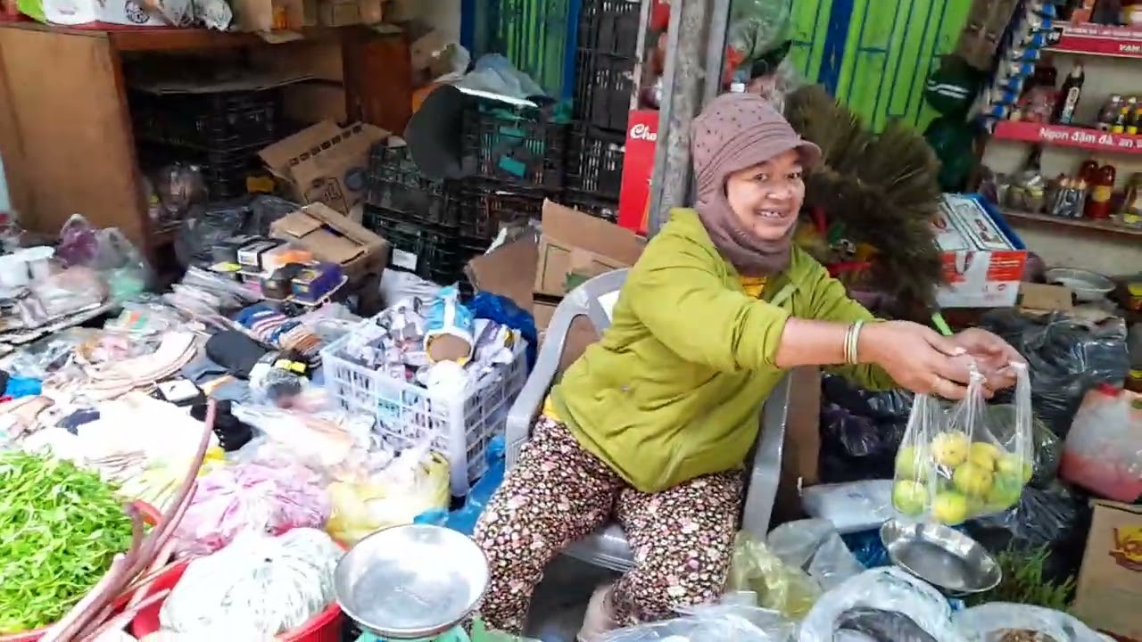 chợ Lạc Nghiệp tại DRan
