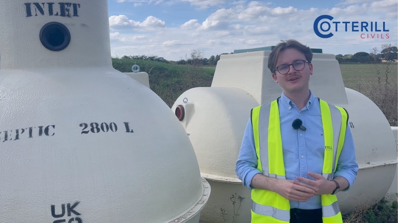 What is the difference between a sewage treatment plant & a septic tank?