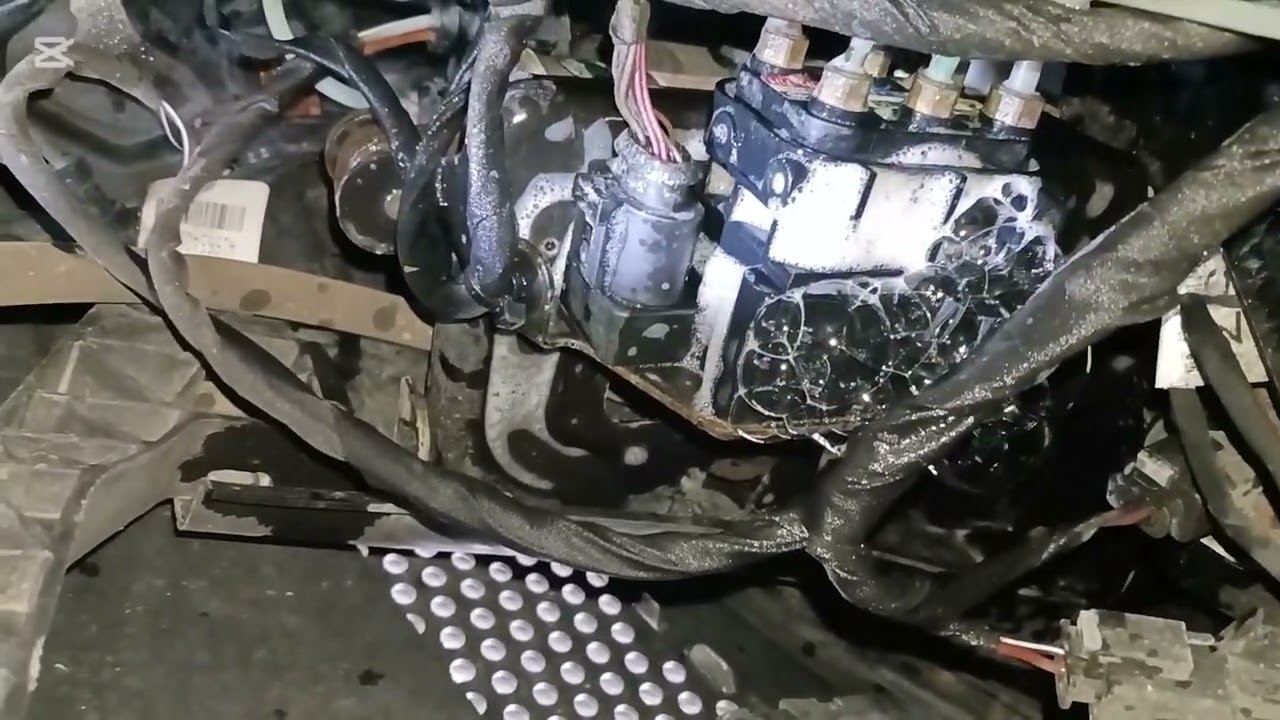 Mercedes Benz GL350 X166 Air Suspension Valve Block Leak Check.