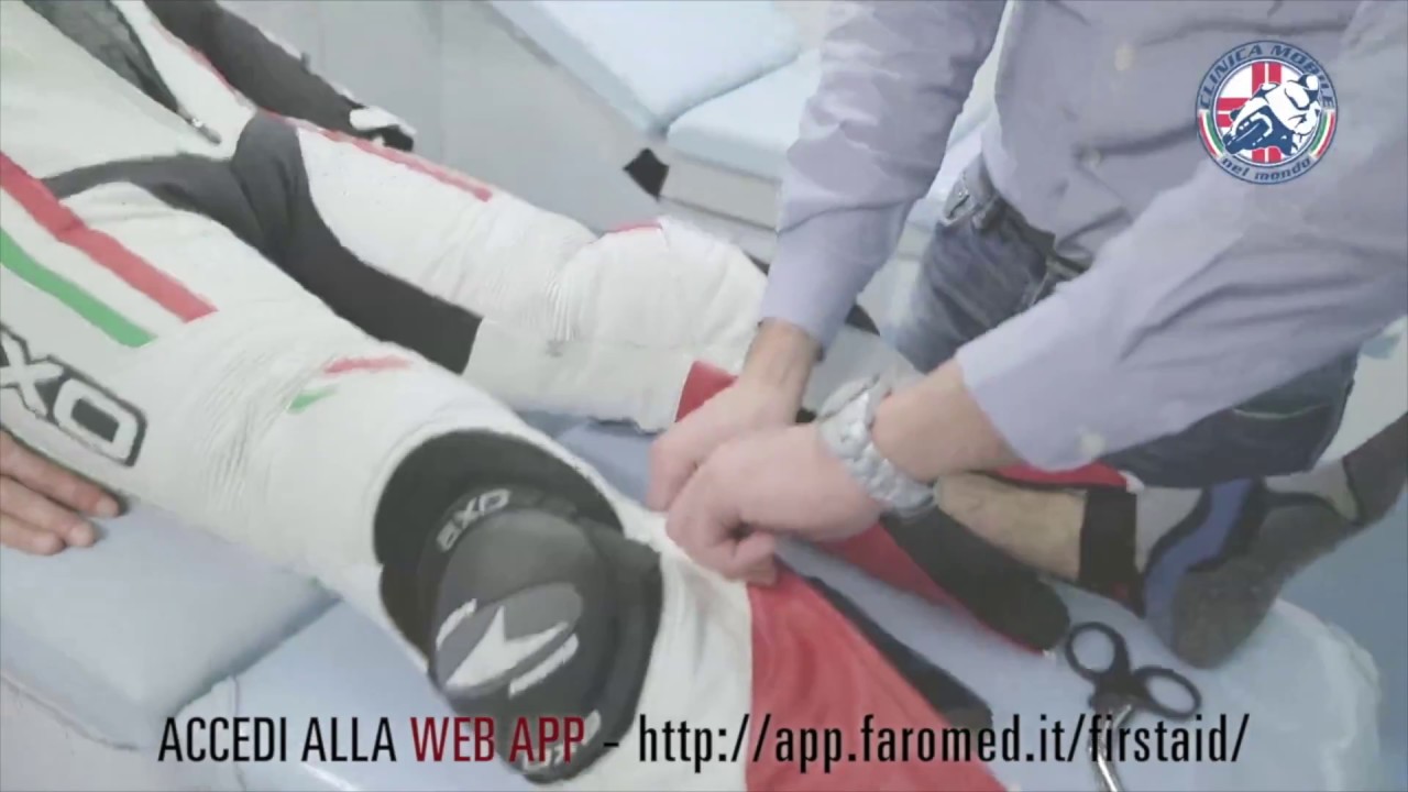 Clinica Mobile - La rimozione della tuta