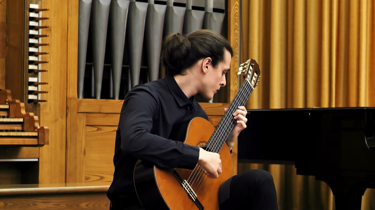 Gaspar Cassado (1897-1966) Canción de Leonardo Diego Nizzi, guitar