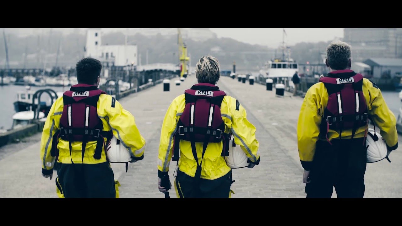 Scarborough lifeboat volunteers recognised with bravery awards