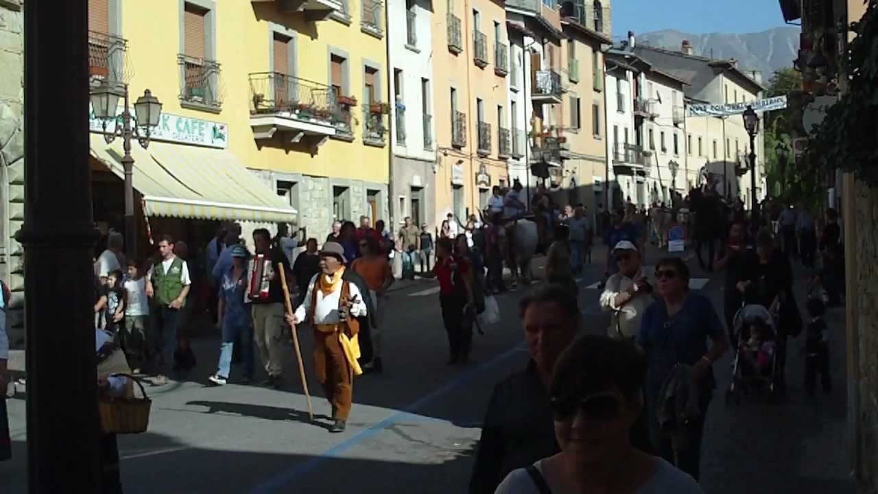 Transumanza Amatrice 2012 sfilata storica lungo il Corso di Amatrice