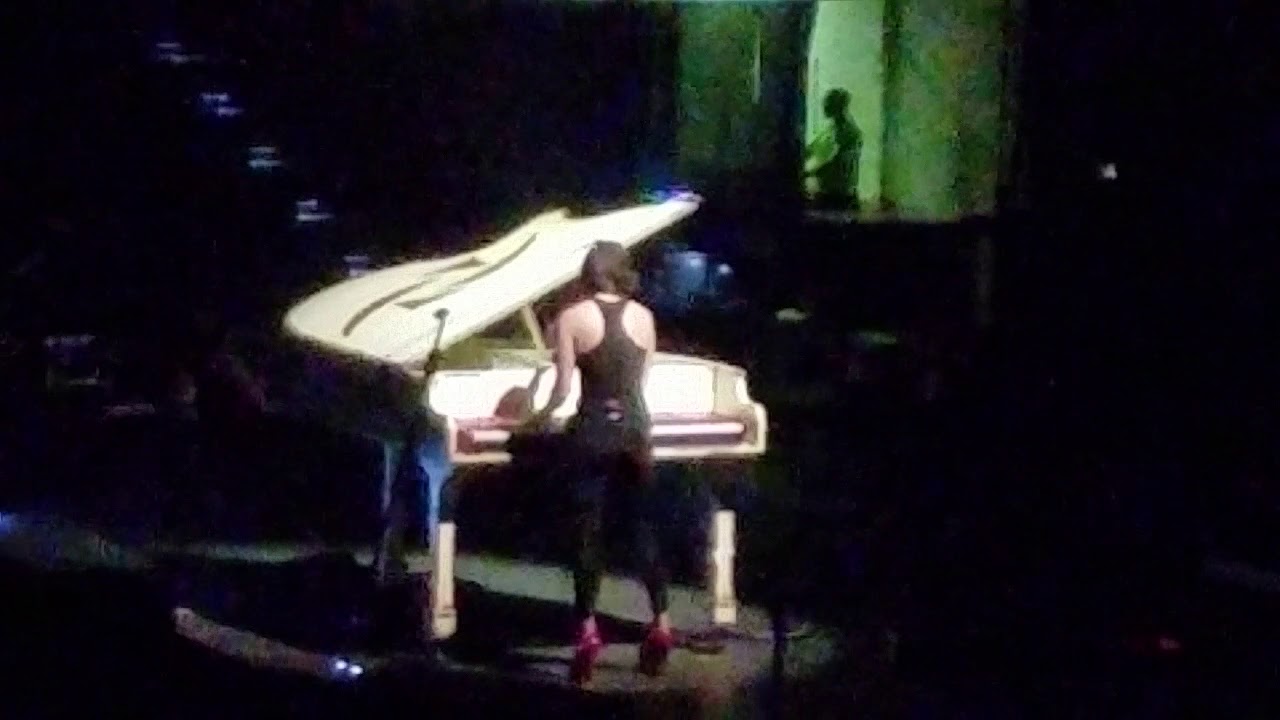 Halestorm 