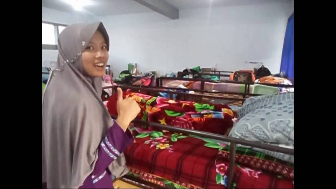 Menurut Santri Pondok Pesantren Modern Al-Ihya Cigugur Kuningan 