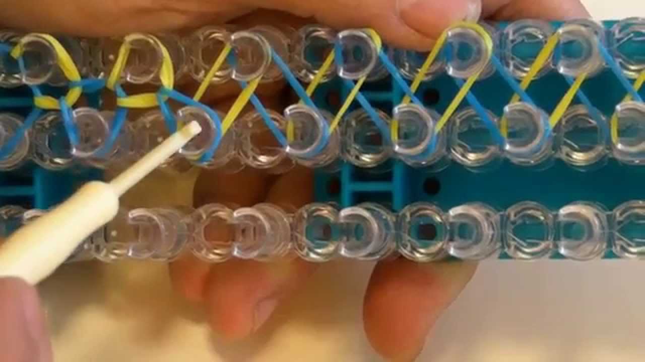 Как сделать браслет из одной цепочки на станке Rainbow Loom — очень просто! Браслет для начинающих