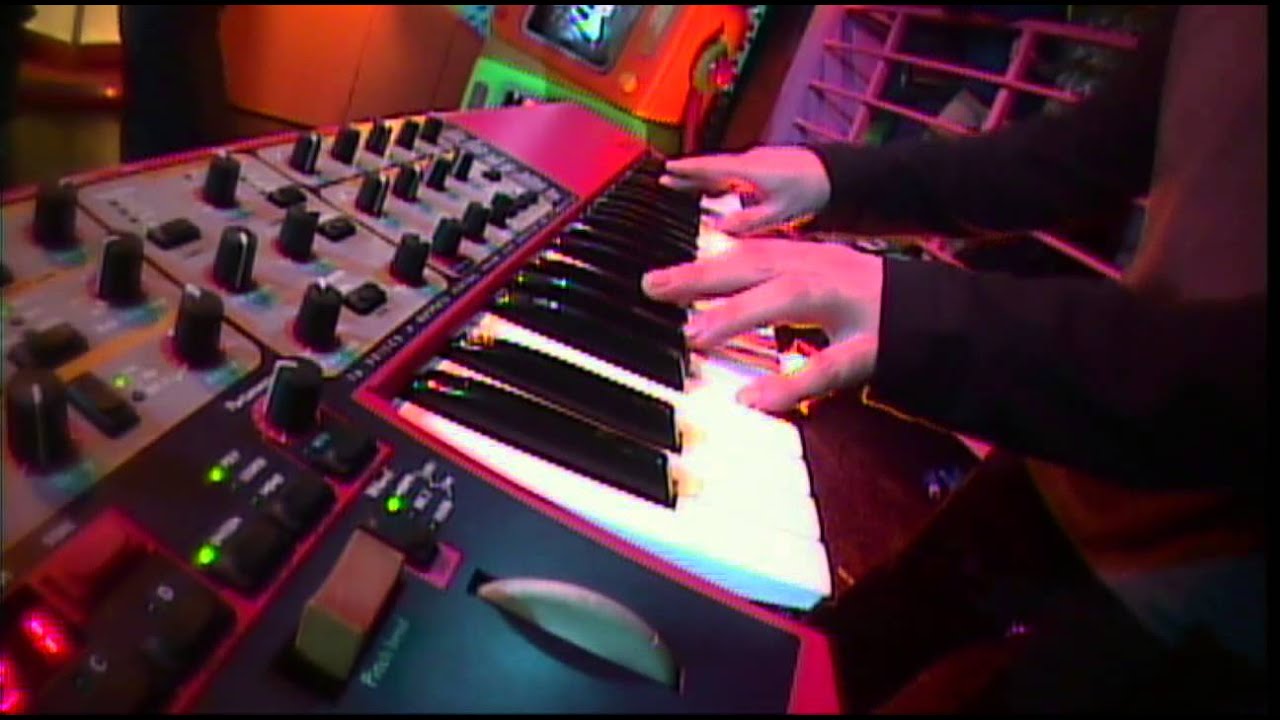 The Thrillseekers - Synaesthesia (Fly Away) (Nickelodeon UK 2000) New Version Upscaled From Digi