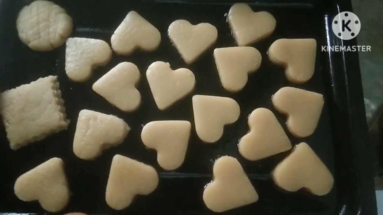 আজ প্রথম বাটার কুকিজ বিস্কুট তৈরী করলাম