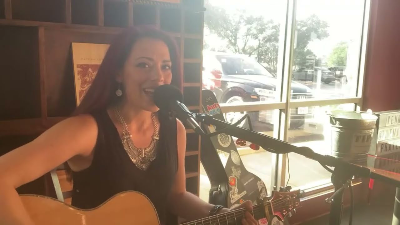 Mandy Prater Live at 360 Uno - Acoustic show