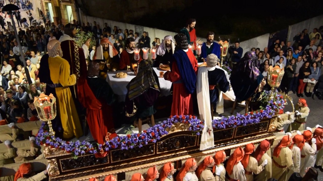 Santa Cena a su paso por la Plaza de la Inmaculada