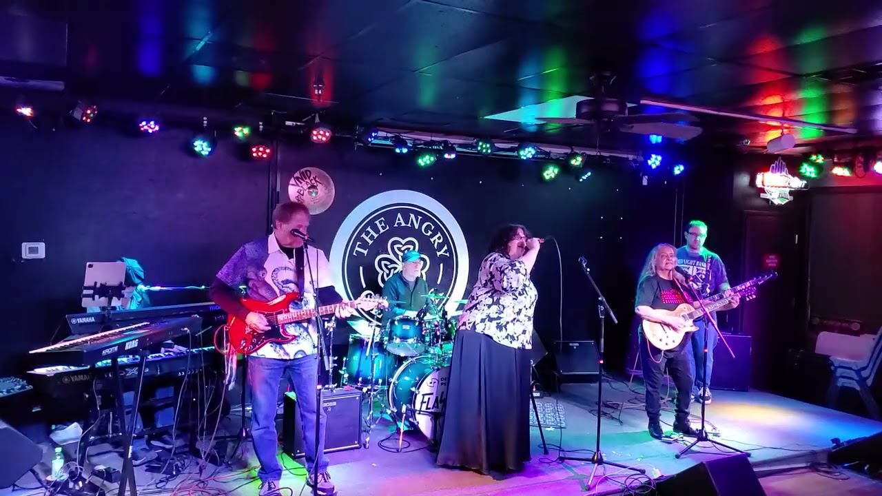 FlashJam; Sweet Home Alabama; Lynyrd Skynyrd; Performed By Back to Bama