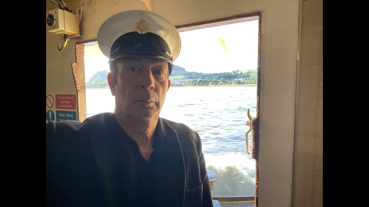 'Sailing on the Waverley'    Hugh Reed