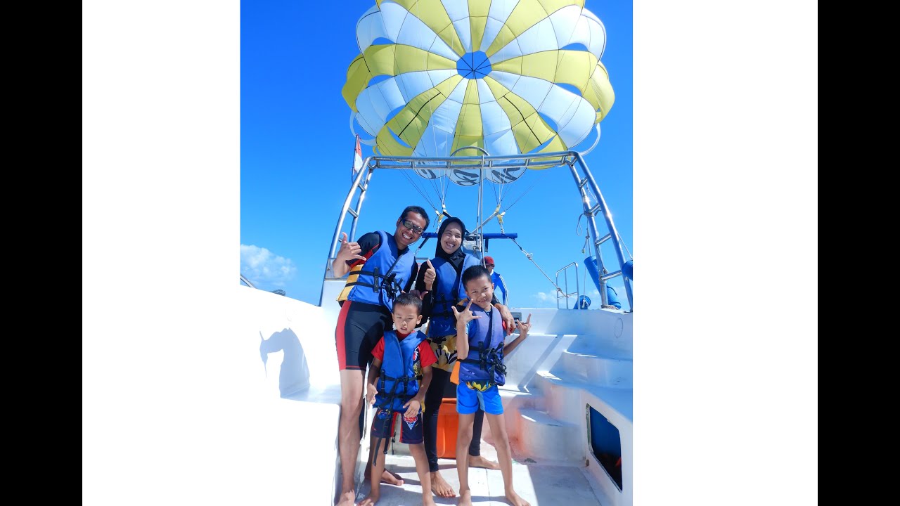Parasailing with 2 kiddos in Tanjung Benoa Bali (Family Channel Trip)