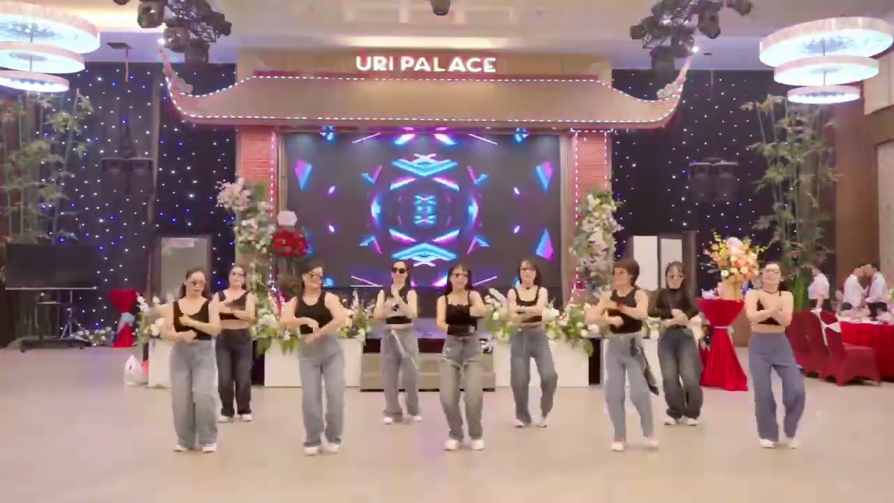 The party - Nhóm Siêu quậy Xaviadance