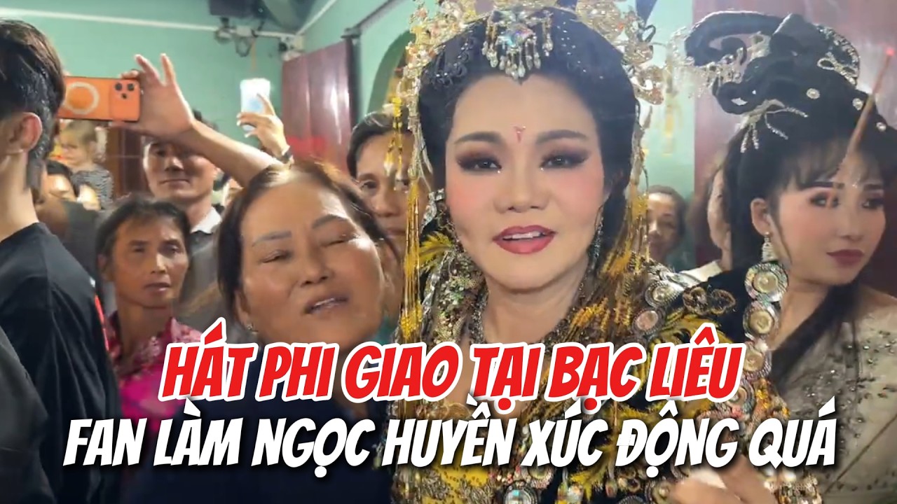 Ngọc Huyền bay từ Mỹ về, show nhỏ cũng hát miễn là được hát cho quý khán giả thân thương