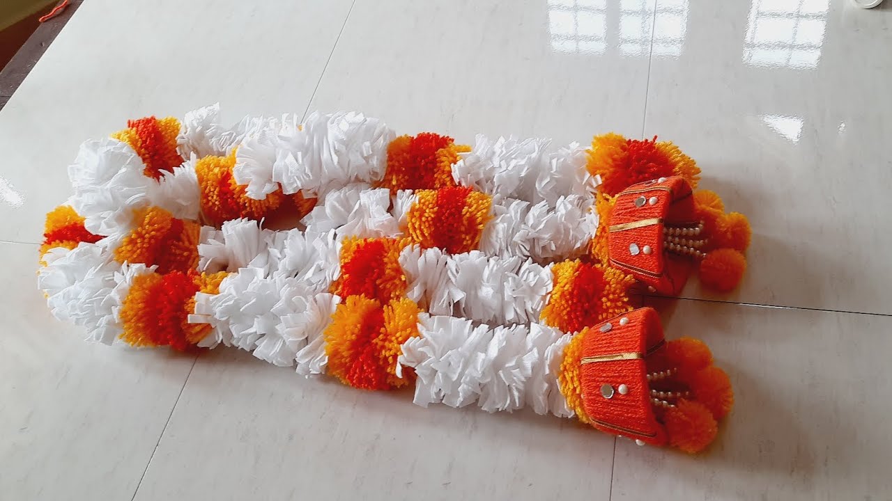 New idea side door latkan, Easy way of side door latkan for Diwali decoration ideas 