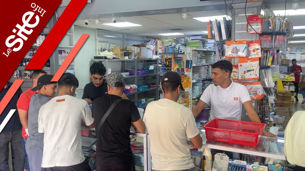 إقبال كبير على الكتب المدرسية في طنجة مع ارتفاع طفيف في أسعار مقررات التعليم الخصوصي