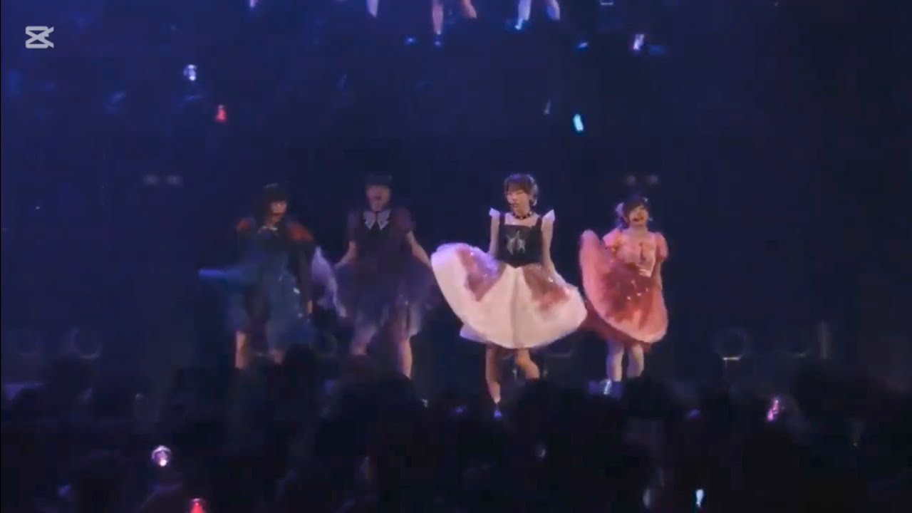 Phantom siita - devilish girl dance mirror (ot4)