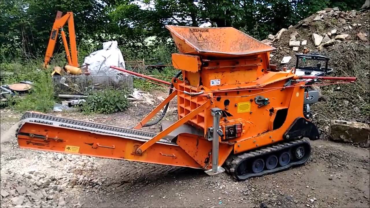 Bobcat 323 Excavator, Grapple and TCP Crusher