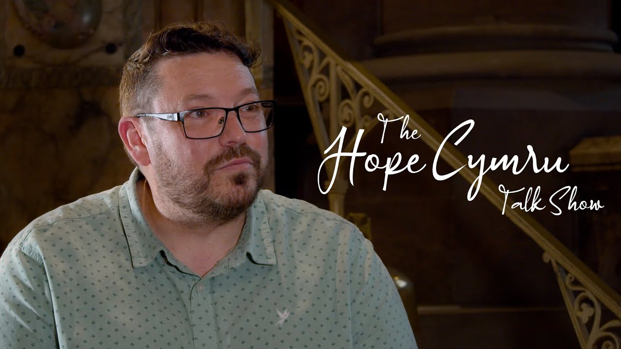 The Hope Cymru Talk Show: Lee Jones - Escaping Escapism