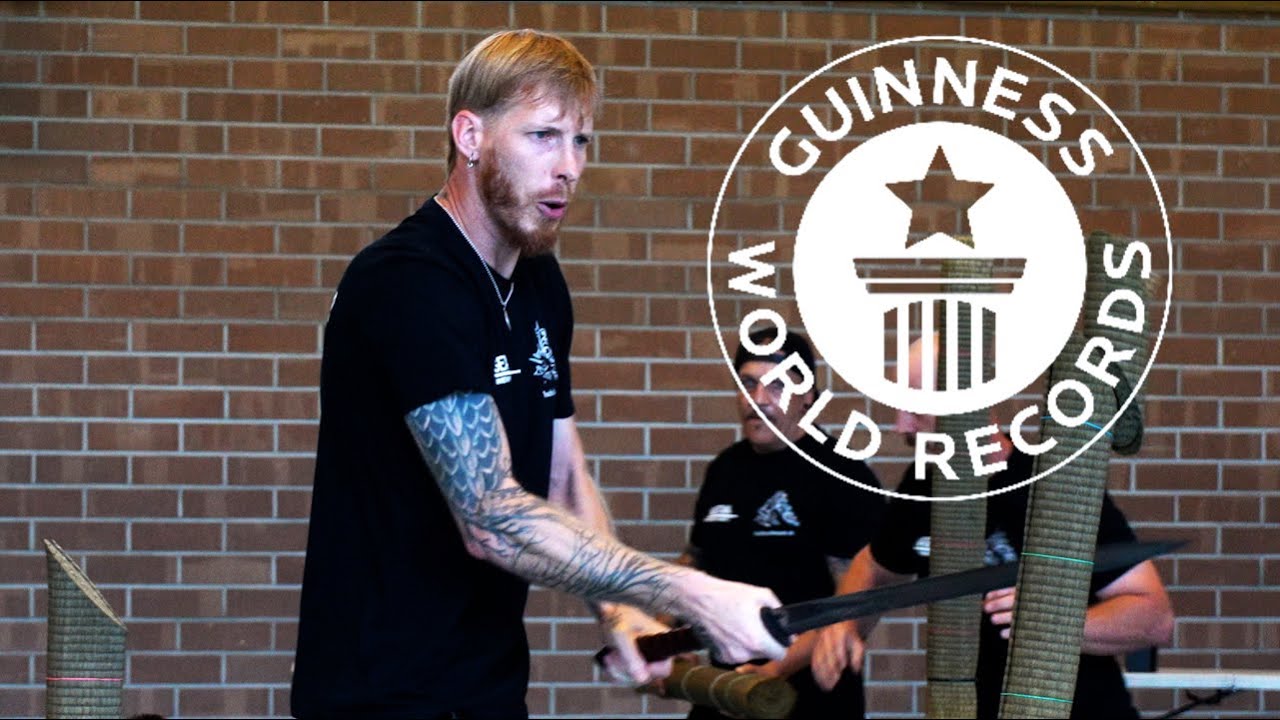 Guinness World Record - Most Martial Arts Sword Cuts in one minute (Rice Straw)