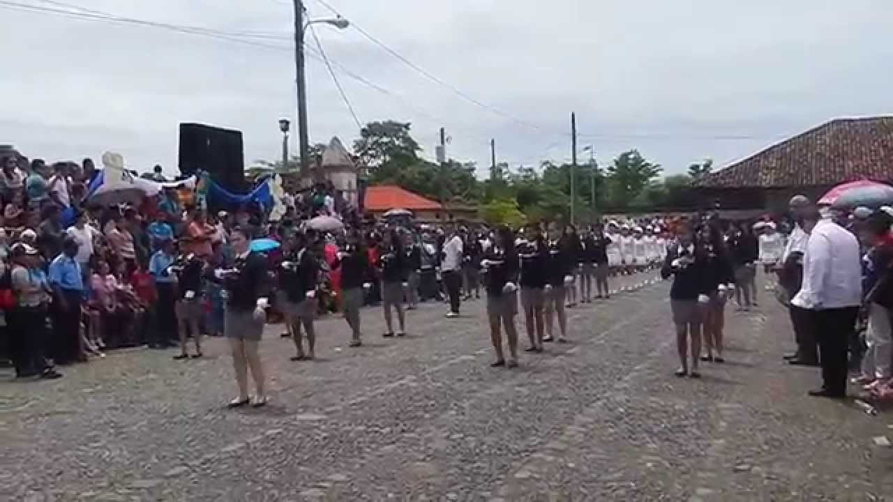 Colegio La Salle; León, Nicaragua (desfile patrio)