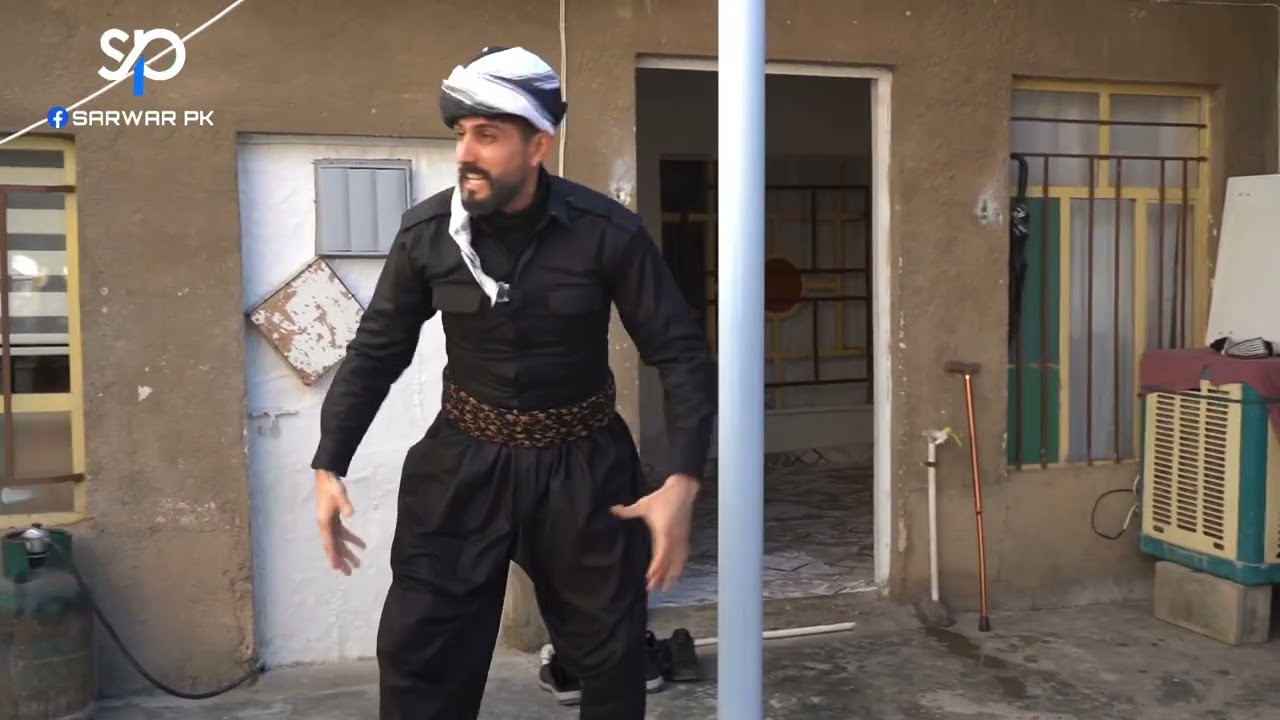 خۆتووباوكت هەرخەریك شڕە كۆكردنەوەن 😂