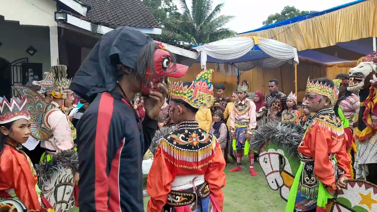 Acara Kirab Khitanan Agung Rizki Setiawan