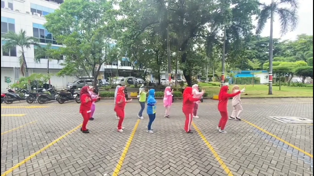 Kolam Susu Reggae Line Dance #choreo by Nurbani / Demo by SiskaLD 💃