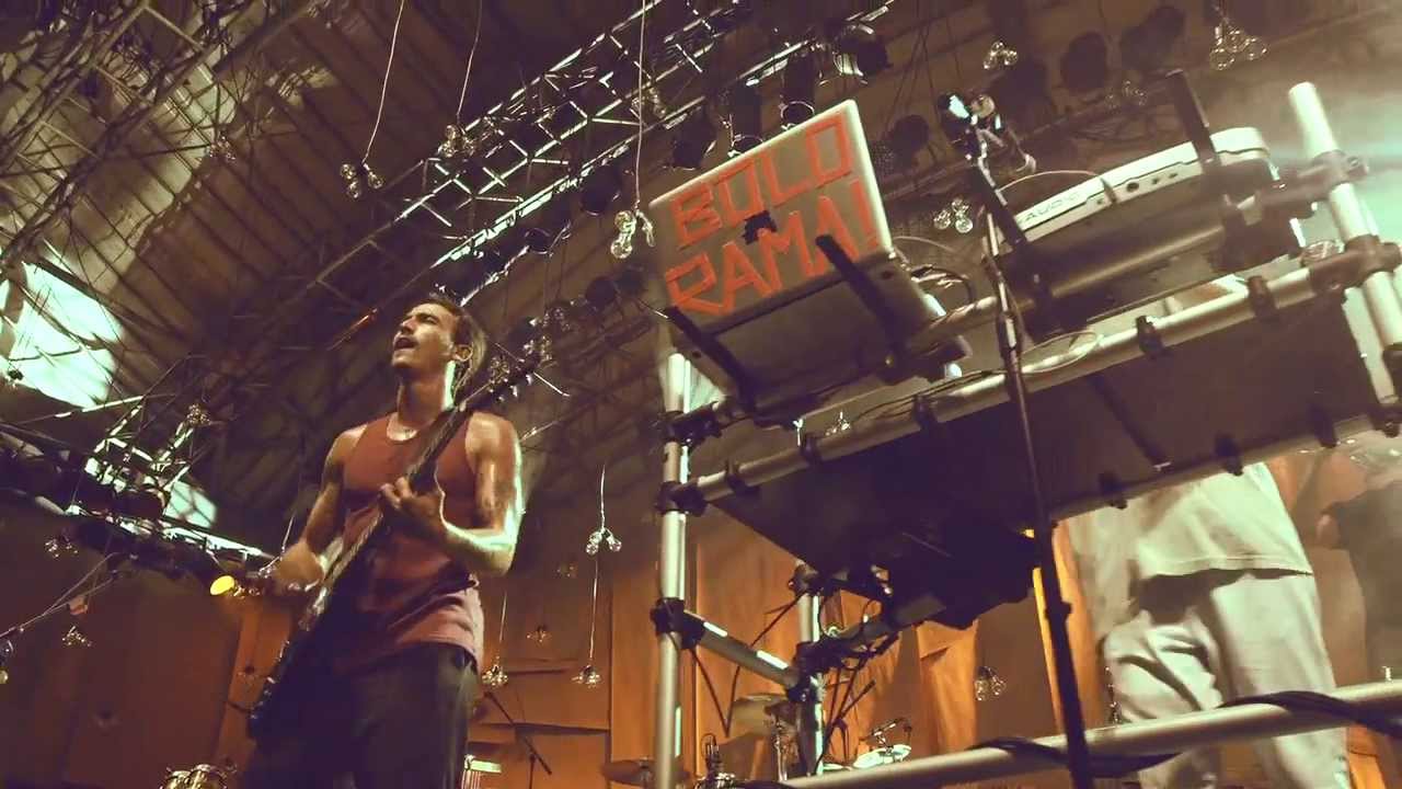 Forfun - Quem Vai, Vai (DVD Ao Vivo no Circo Voador)