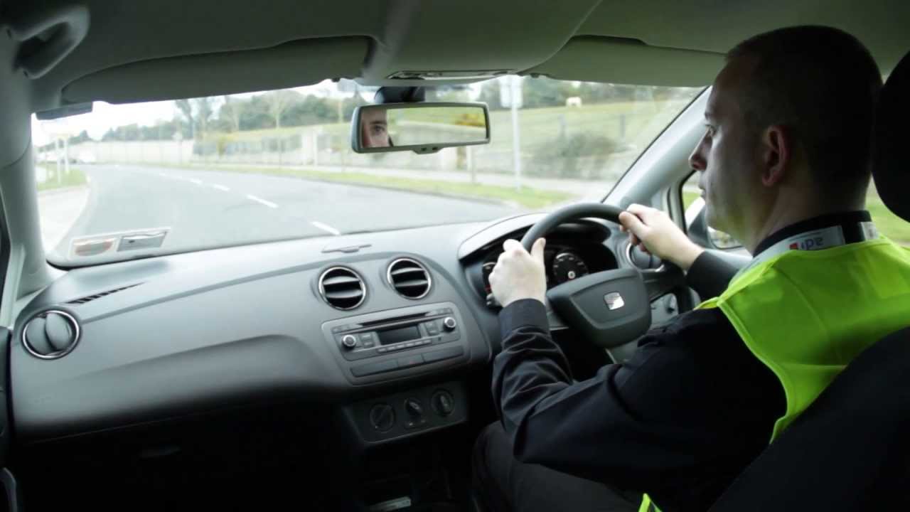 Driving lessons Dublin.Tips for your driving test hill start.014061925.