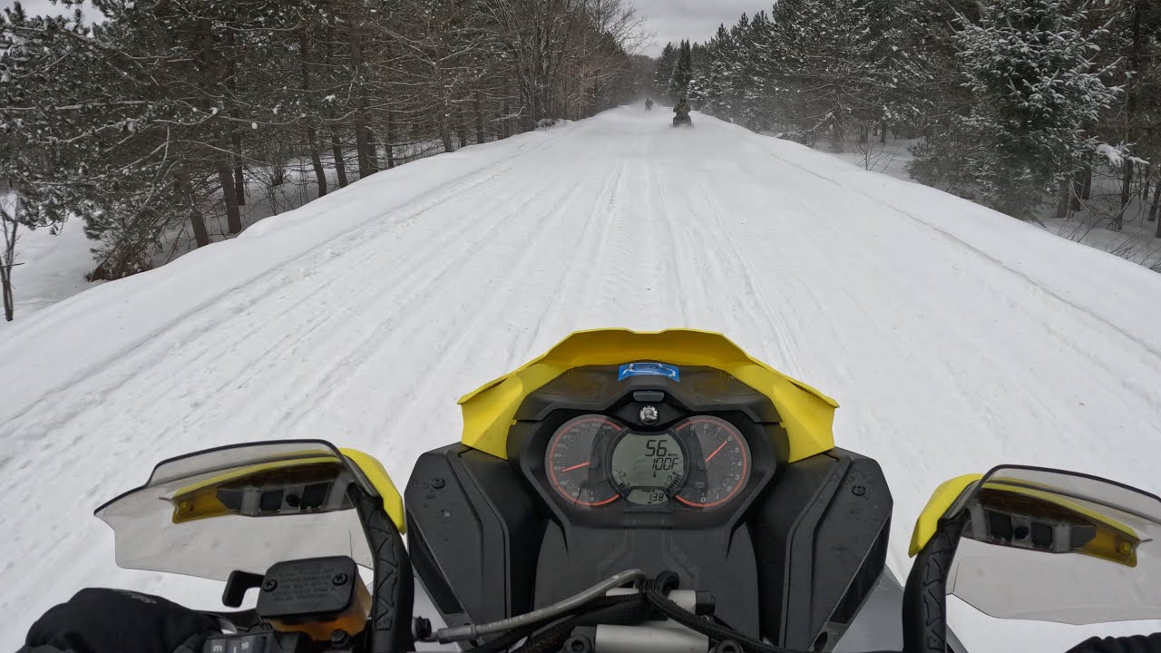Snowmobiling in Wisconsin & Upper Michigan