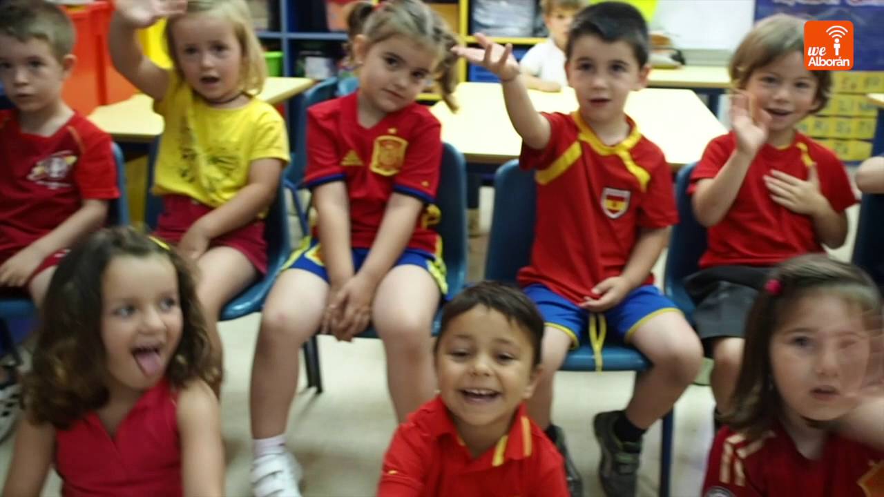 WeAlboran - La Roja Baila
