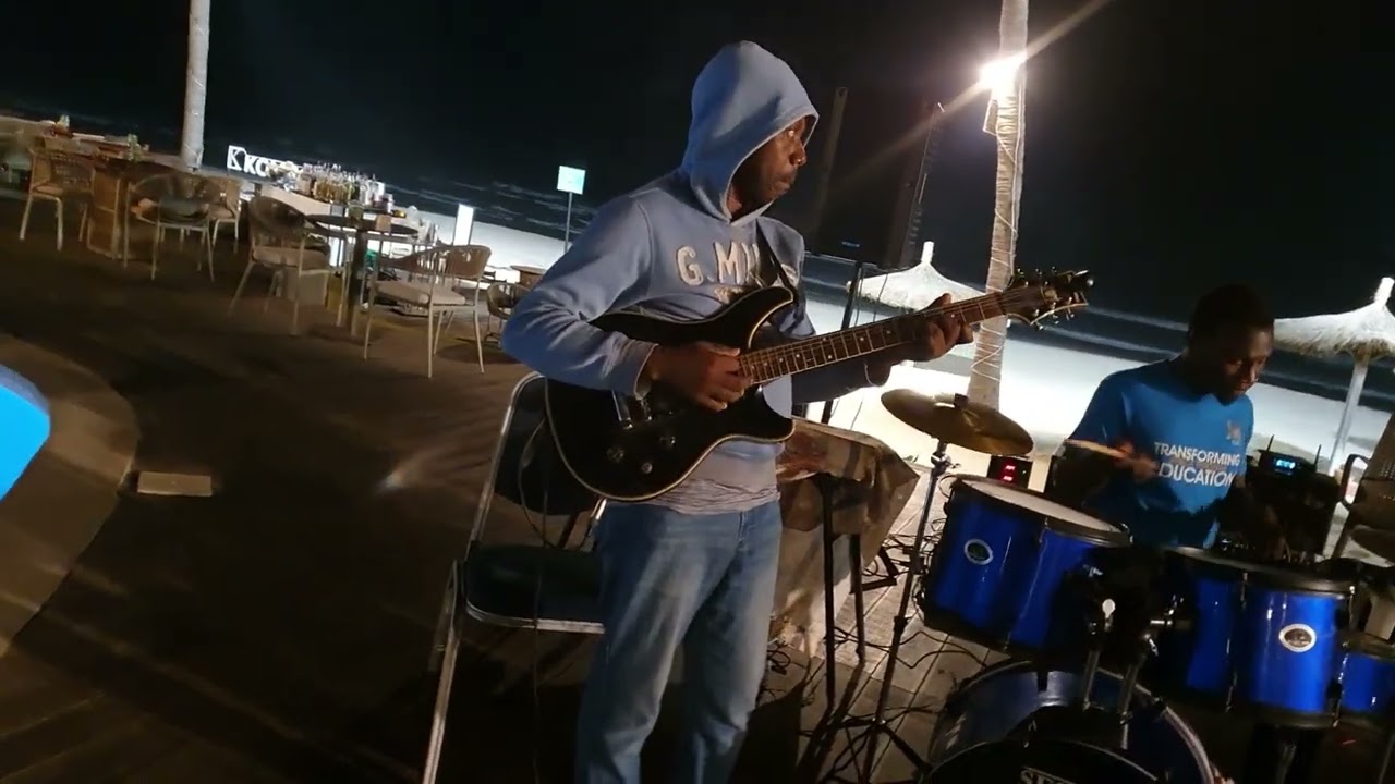Joromi (version) by The Kombo Beat Band @Kombo Beach 