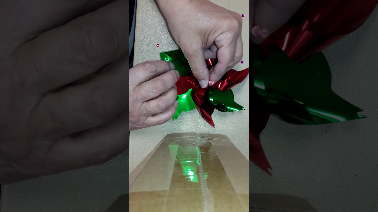 Pinwheel assembly, how to put together Mylar Pin wheels. Step by step process
