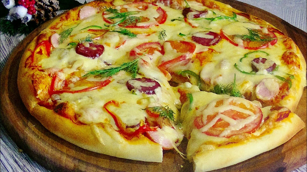 En lezzetli pizzanin hazirlanmasi 😋. Очень вкусный пицца.