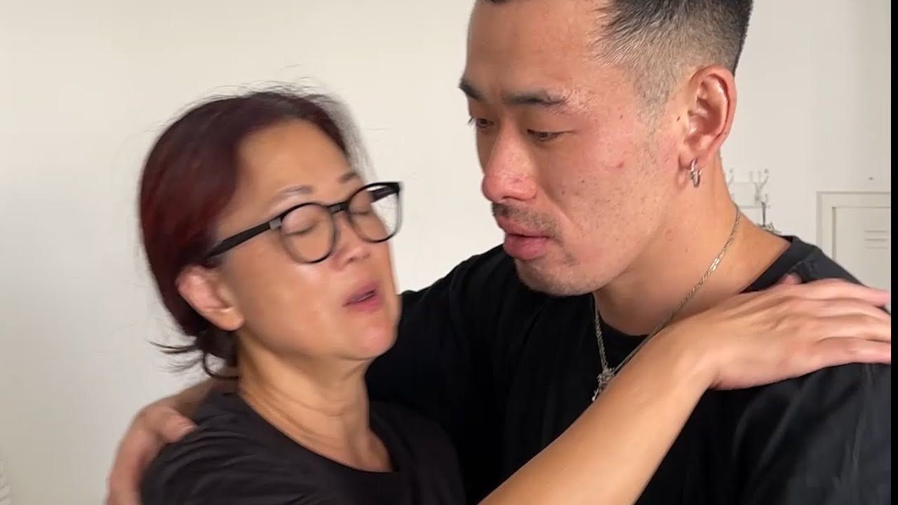 DEI O CELULAR MAIS CARO DA LOJA PRA MINHA MÃE