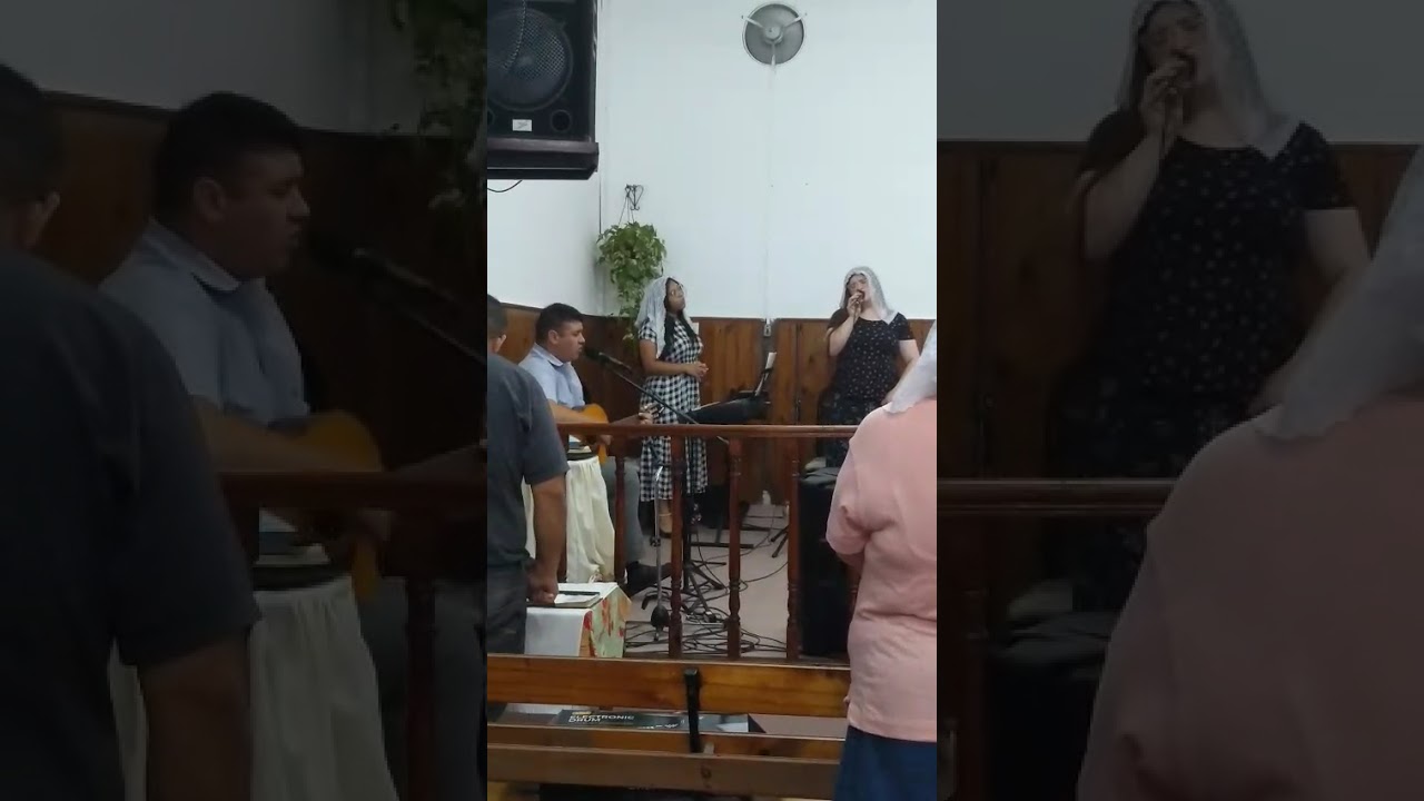 Coros de adoración...