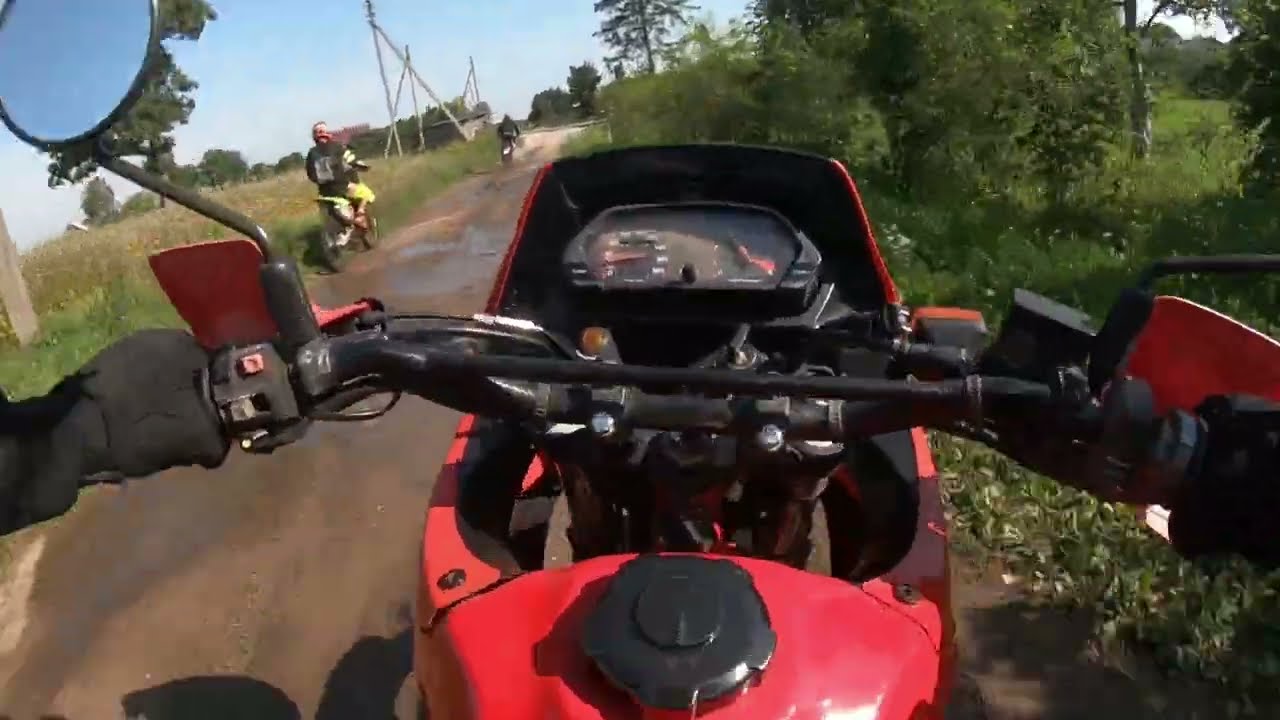 RIDE|Honda Nx 650 Dominator|Karen's, Wheelies, Puddles