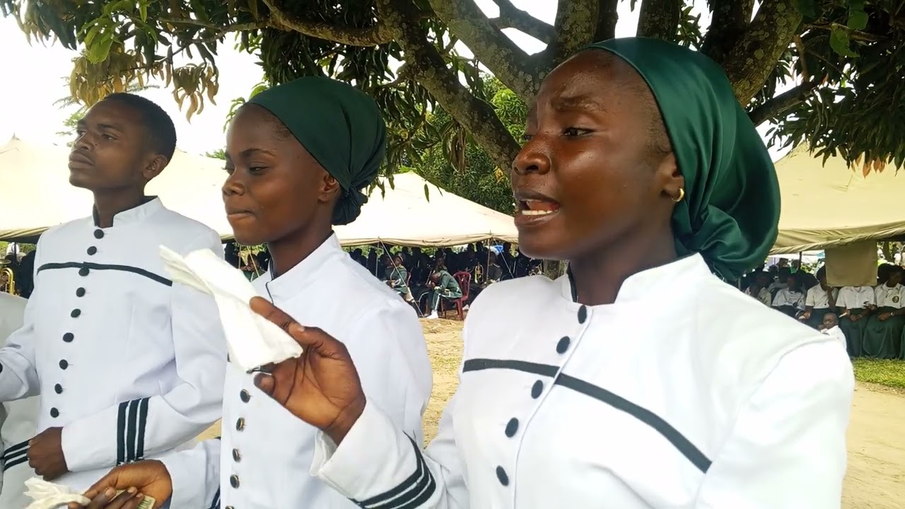 GAAKI MBANZA-NGUNGU Dans KIESE KINAYAME MU NTIMA