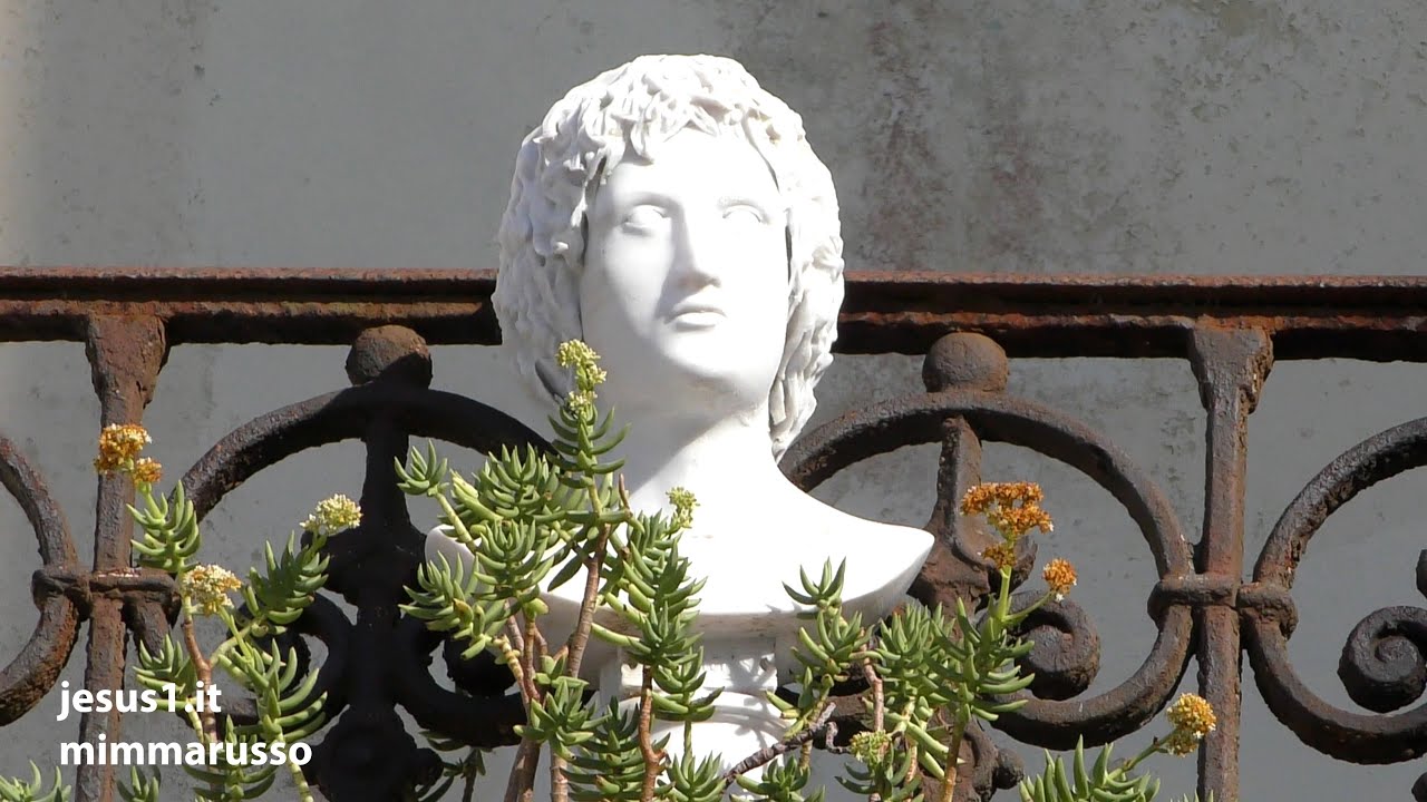Brindisi QUI MORÌ VIRGILIO, Le Colonne del Porto