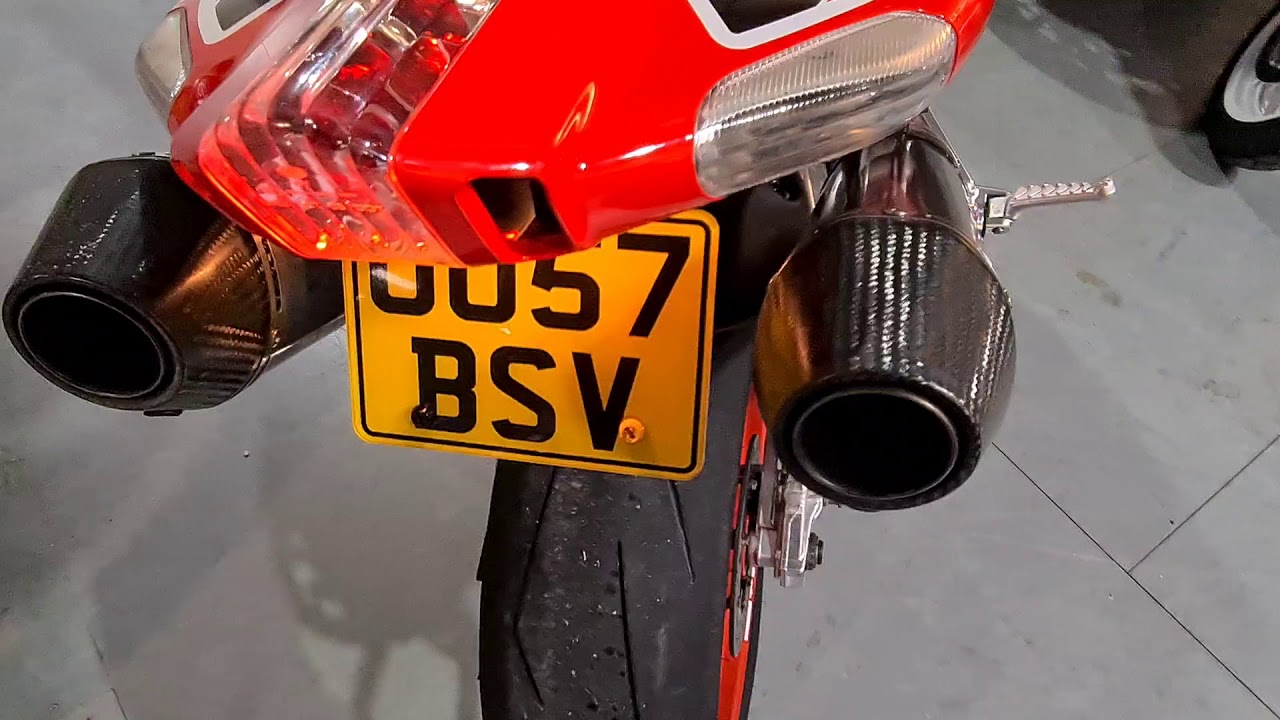 Aprilia RSV1000 Boldor