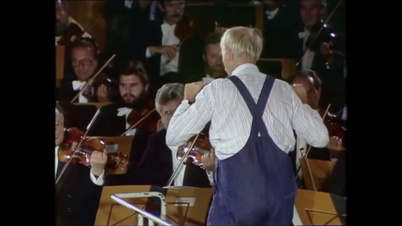 LORIOT dirigiert die Berliner Philharmoniker