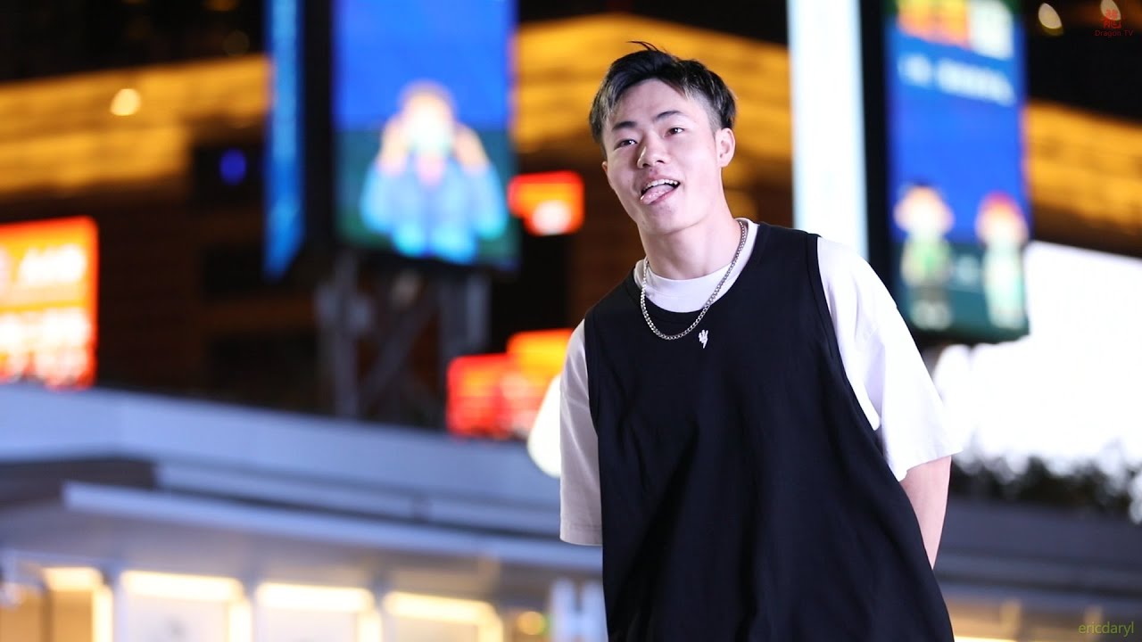 张颢 Zhang Hao，2021 Shanghai Sports Festival 上海国际大众体育节 自由式轮滑 花式绕桩