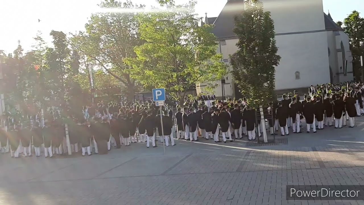 Sebastianer Schützenfest 2022 Antritt am Marlplatz und Königspaar Abholung