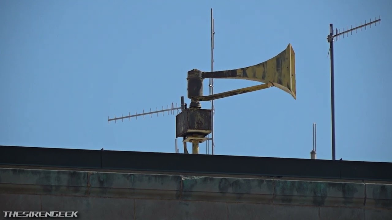 FS Thunderbolt 1000 Tornado Siren Test - Alert & Attack - Racine (Racine Co.), WI