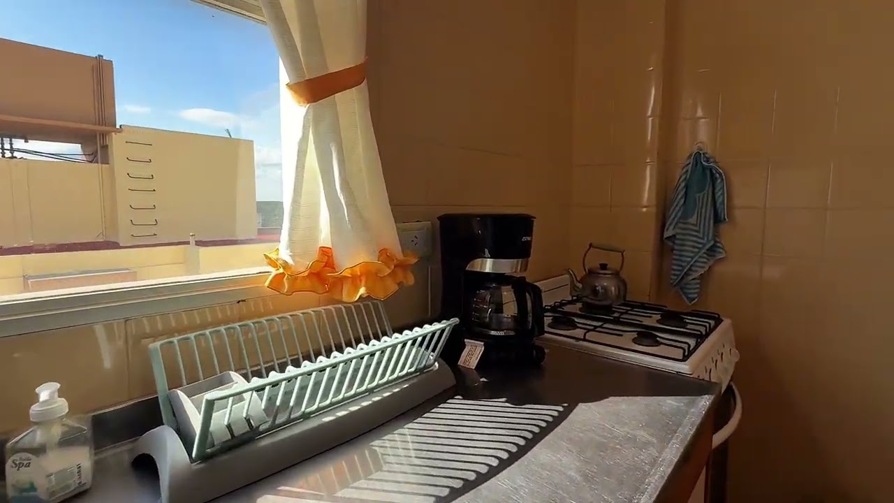 Departamento con cochera y gas natural! Centro Villa Gesell. 