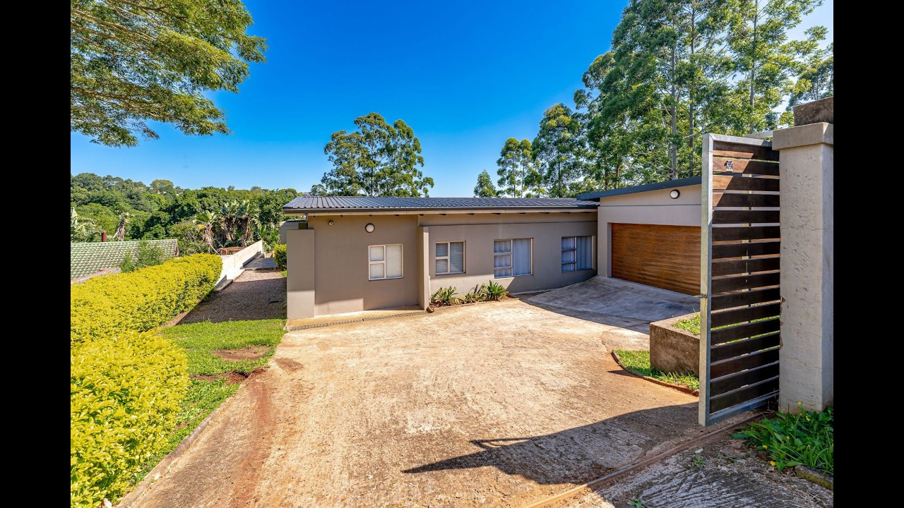 House for sale in Waterfall, Upper Highway